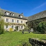 Family House With Pool On The Aubrac * Montpeyroux (Aveyron)