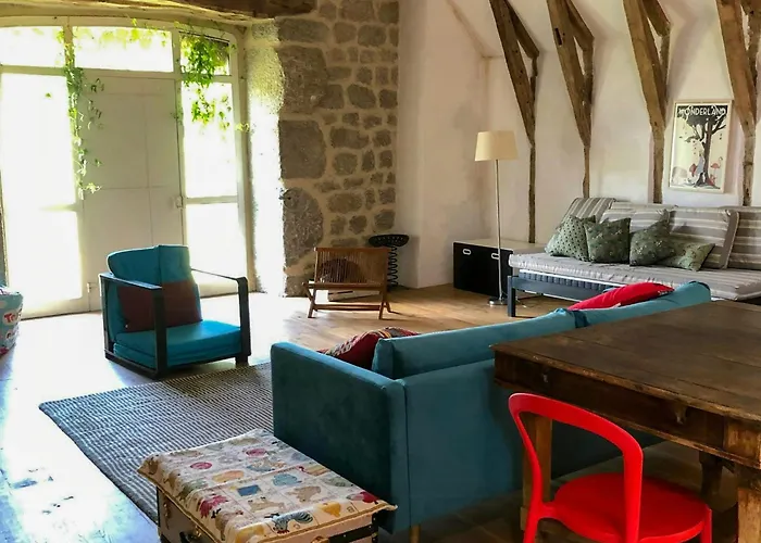 Family House With Pool On The Aubrac Сasa de vacaciones Montpeyroux (Aveyron)